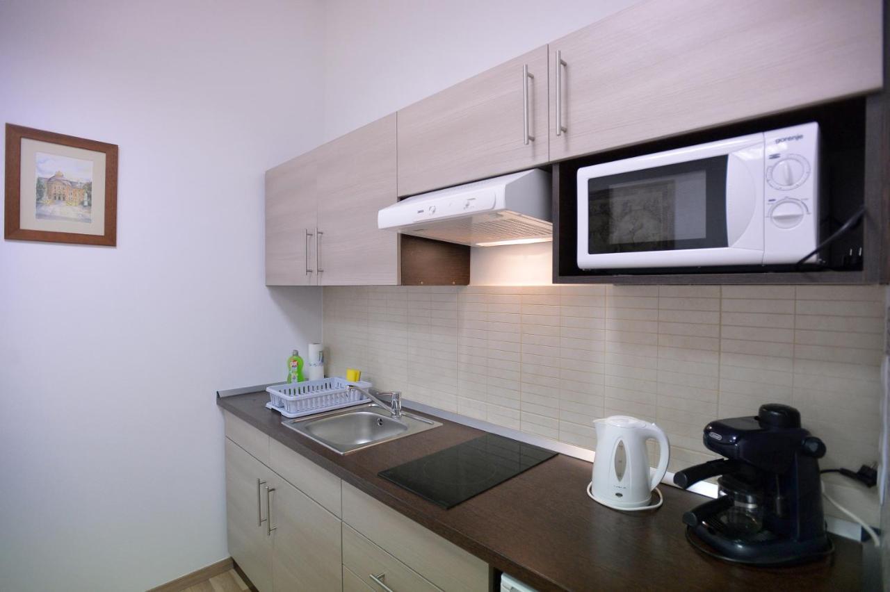 Corner Apartman Eger Exteriör bild