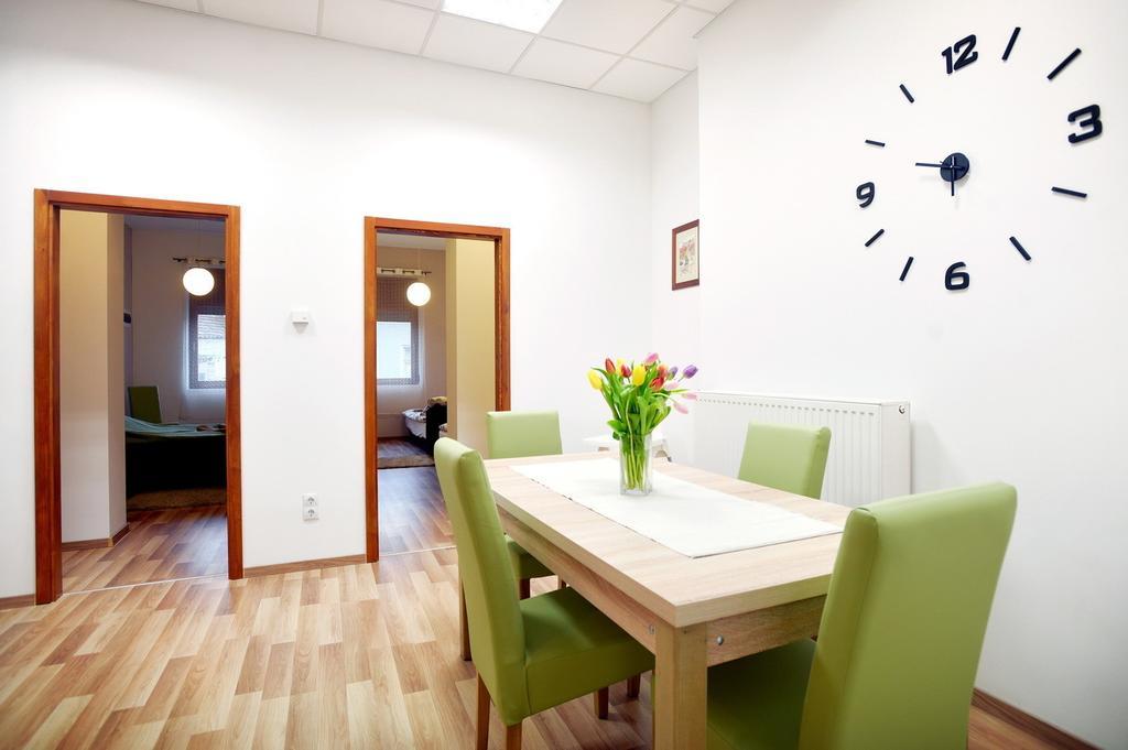 Corner Apartman Eger Rum bild